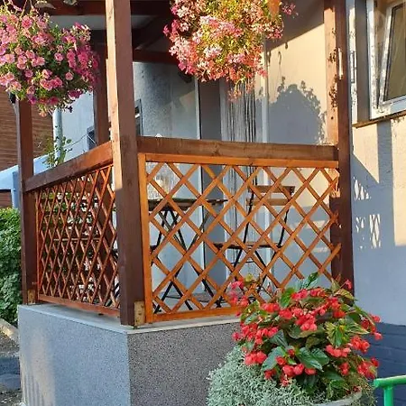 Pod Debem Jugów